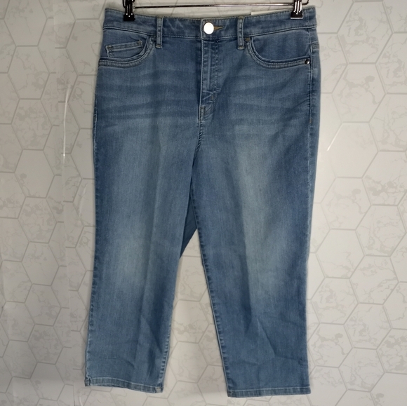 Christopher & Banks stonewash everyday denim crop - Picture 4 of 13